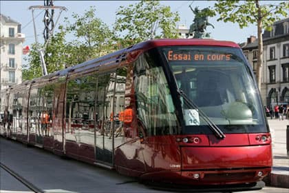 Khởi động tuyến xe điện đầu tiên