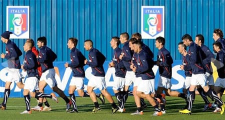 Một ngày trước trận ĐT Italia gặp Paragoay