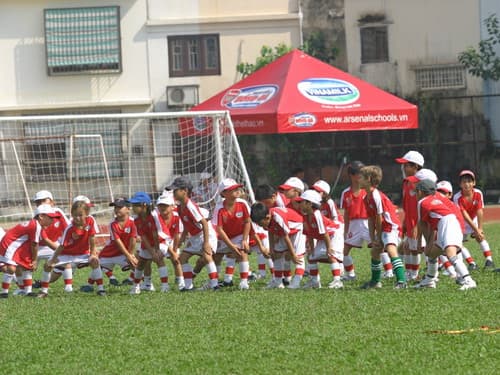 Trung tâm bóng đá Arsenal tại TP. Hồ Chí Minh khai giảng lớp hè 2010