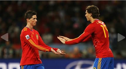 HLV Del Bosque vẫn tin dùng Torres hơn Llorente