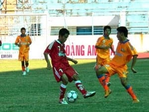 U17 Đà Nẵng, Sông Lam Nghệ An vào chung kết