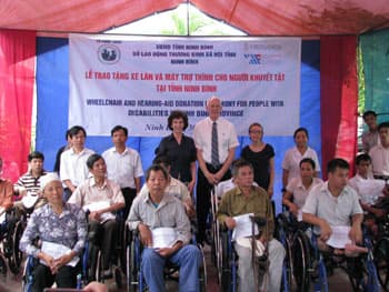 Góp sức giảm bớt mặc cảm quá khứ