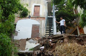 Bao giờ thoát cảnh "trứng để đầu đẳng"?