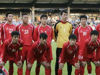 CHDCND Triều Tiên mang đội hình dự World Cup đến Việt Nam