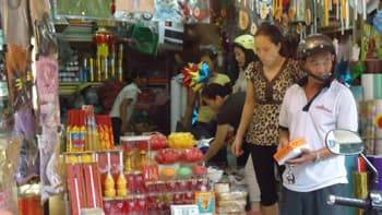 Hà Nội chuẩn bị ngày lễ Vu Lan