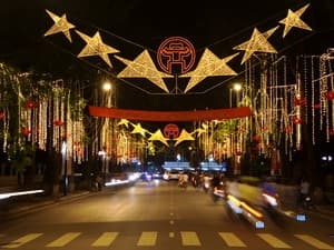 Hà Nội gặp bạn bè quốc tế nhân dịp lễ Quốc khánh