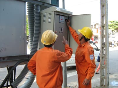 Tiếp tục huy động tối đa các nguồn điện