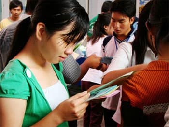 35 tỷ đồng quà tặng cho tân sinh viên