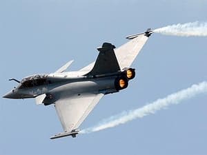 Pháp trang bị 200 tên lửa cho các máy bay Rafale