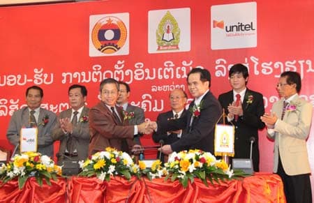 Hoàn thành 50% dự án kết nối “Internet trường học” tại Lào