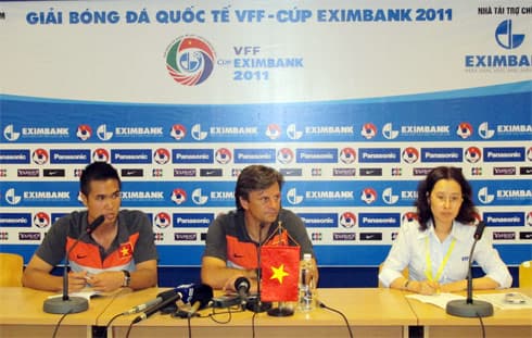 HLV  Falko Götz: Tôi đã có danh sách 20 cầu thủ tham dự SEA Games 26