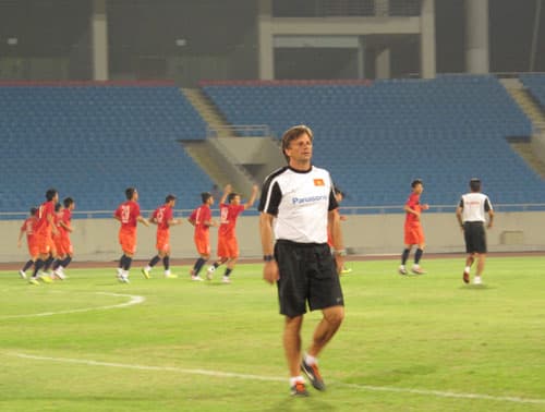 U23 Việt Nam thoát cảnh phải thi đấu vào sáng sớm