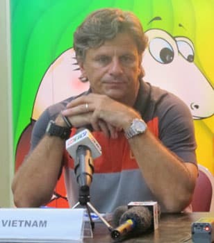 HLV Falko Götz: U23 Việt Nam đang thiếu một tiền đạo đẳng cấp