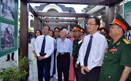 Nhiều tác phẩm ảnh thể hiện nét đẹp Bộ đội Cụ Hồ