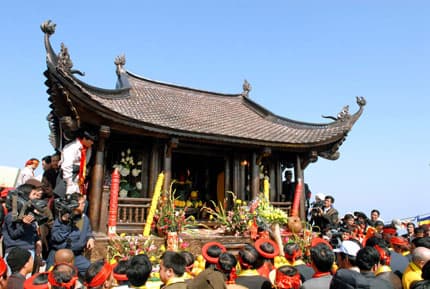 Khai mạc hội xuân tại kinh đô Phật giáo Việt Nam