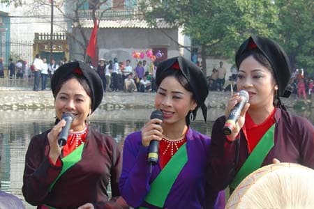 Hội thi hát dân ca quan họ