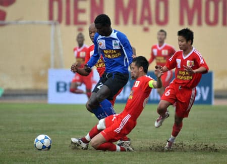 Xi măng The Vissai Ninh Bình thất thủ trên sân nhà