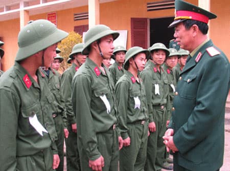 Những ngày đầu rèn luyện để vơi đi nỗi nhớ