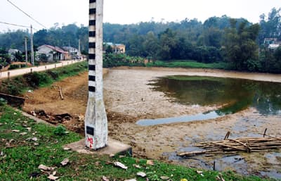 "Ăn đong" nước sinh hoạt