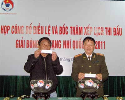 Bốc thăm xếp lịch thi đấu Giải bóng đá Hạng Nhì Quốc gia 2011
