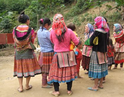 Người Mông - Mường Lát bắt vợ