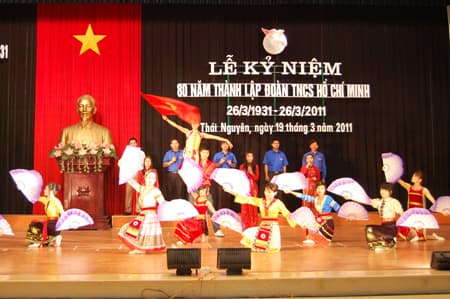 Kỳ 3:  Con người - yếu tố quyết định