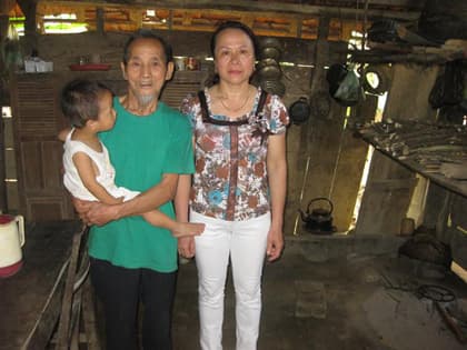 Quỹ “Tấm lòng vàng” bảo trợ thân nhân liệt sĩ