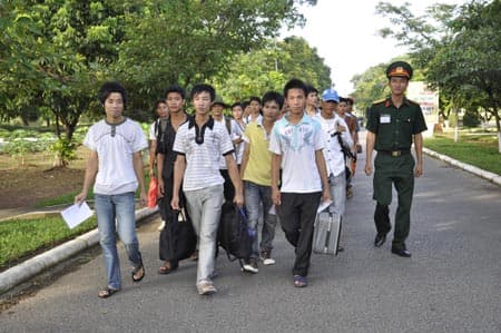 Yêu trường từ buổi đi thi