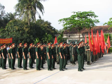 Ban CHQS thành phố Quy Nhơn tổng kết nhiệm vụ huấn luyện 5 năm