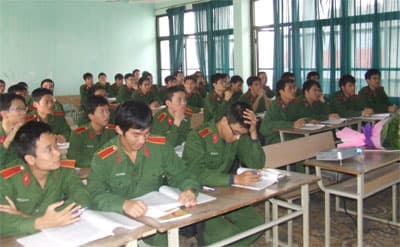 Kỹ sư quân sự học thế nào?
