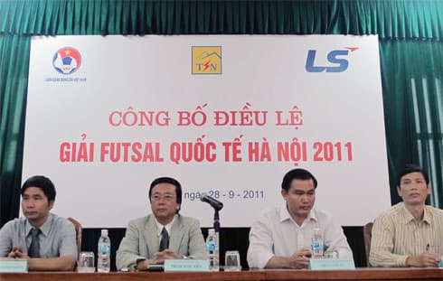 4 đội tuyển tham dự giải Futsal quốc tế Hà Nội 2011