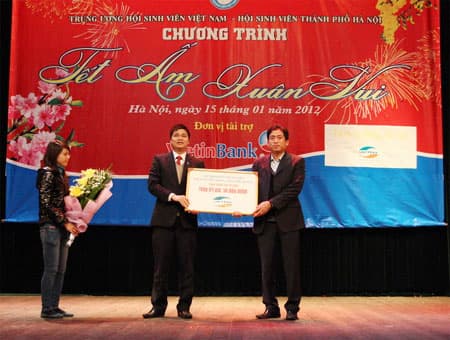 “Tết ấm - Xuân vui”