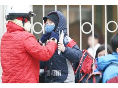 Hàng nghìn học sinh mầm non Hà Nội nghỉ tránh rét