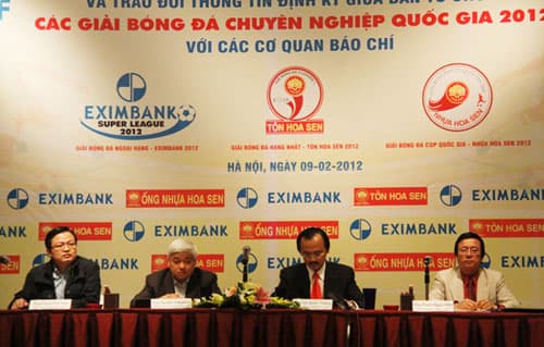 VPF chưa chấp nhận đổi tên Super League