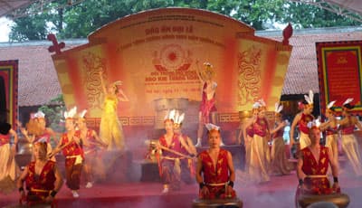 Thắp sáng ngọn lửa ngàn năm trên mọi miền Tổ quốc