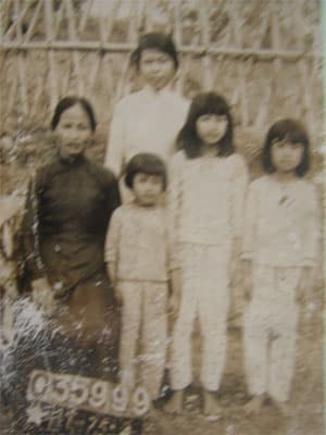 Chiếc áo má Trương