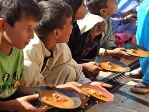 Thế giới có 166 triệu người bị thiếu ăn triền miên