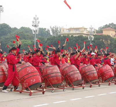 Tưng bừng ngày hợp luyện
