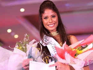 Hoa hậu Ấn Độ lên ngôi đêm hội tài năng Miss Earth