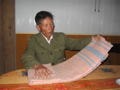 Cái chăn chiên của ông Khải
