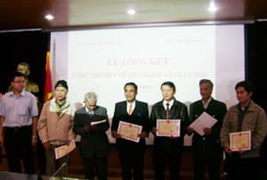 Trao giải cuộc thi “Tiết kiệm năng lượng năm 2010”
