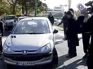 Hai nhà khoa học hạt nhân I-ran bị tấn công