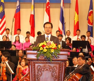 Bước trưởng thành vượt bậc của Việt Nam trong tiến trình hội nhập (*)