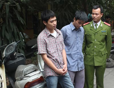 Bóc gỡ ổ nhóm chuyên trộm đêm