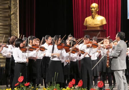 "Nốt trầm" trong đào tạo âm nhạc chuyên nghiệp, nhạc dân tộc