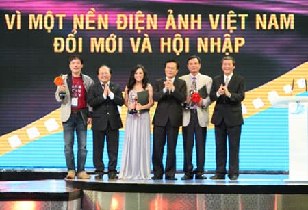Không có Bông sen vàng cho phim nhựa