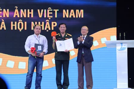 Điện ảnh Quân đội thắng lớn ở Liên hoan phim 17