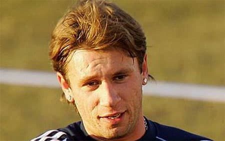 Nghỉ tiếp 6 tháng, Cassano lỡ cơ hội dự Euro 2012