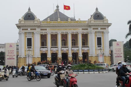 Nhà hát Lớn Hà Nội –  nhân chứng lịch sử 100 tuổi