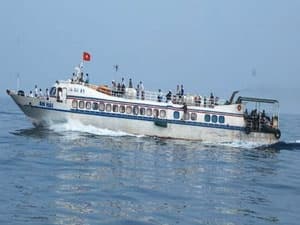 Tăng chuyến tàu cao tốc ra đảo Lý Sơn đón Tết